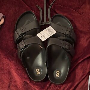 Kohl's Black Slide Sandals